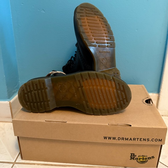 Dr Martens Boots - Picture 4 of 7